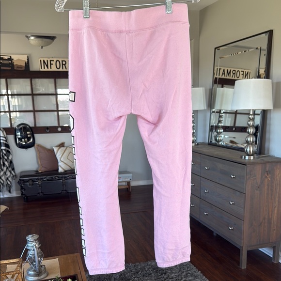 🎀 Victoria's Secret Pink Sweatpants 🎀 - Picture 4 of 5